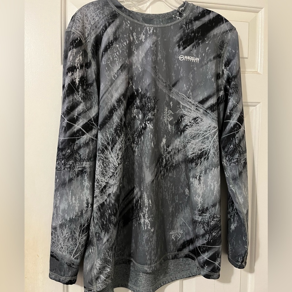 Magellan long sleeved reversible shirt